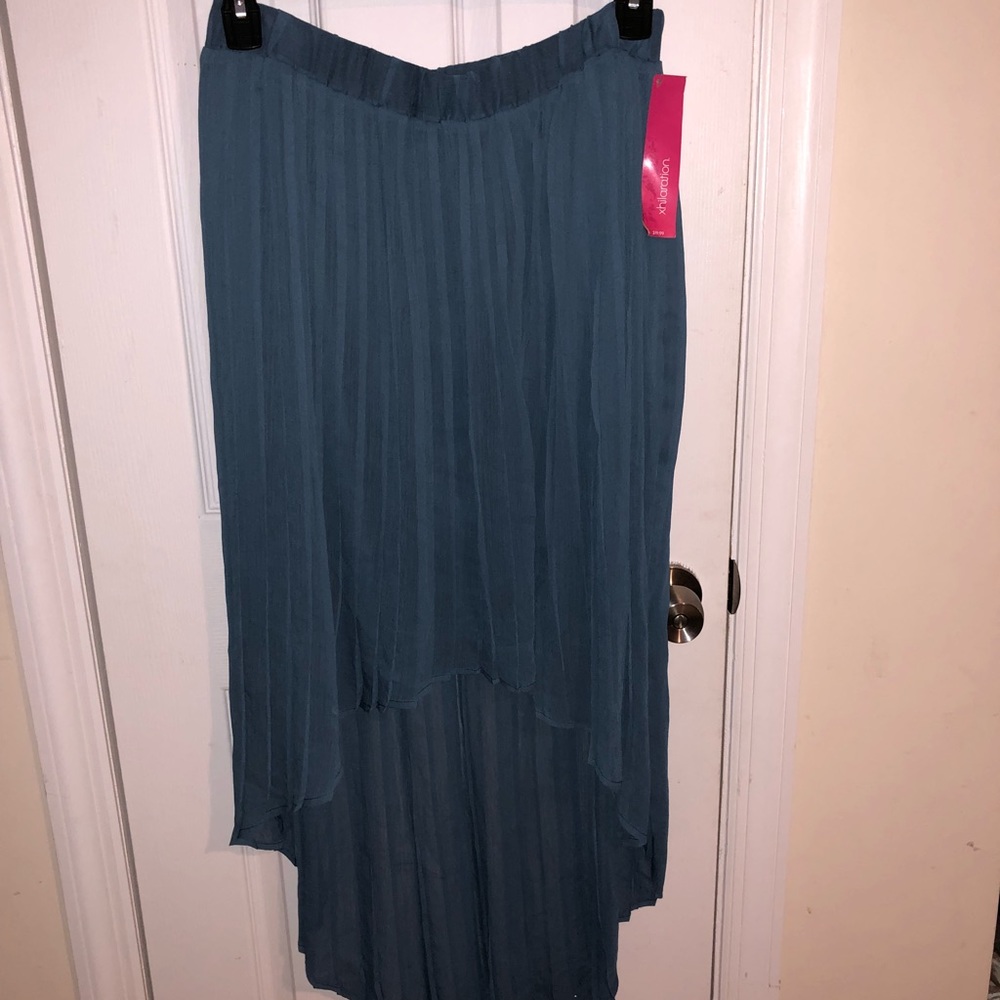 High-low skirt
